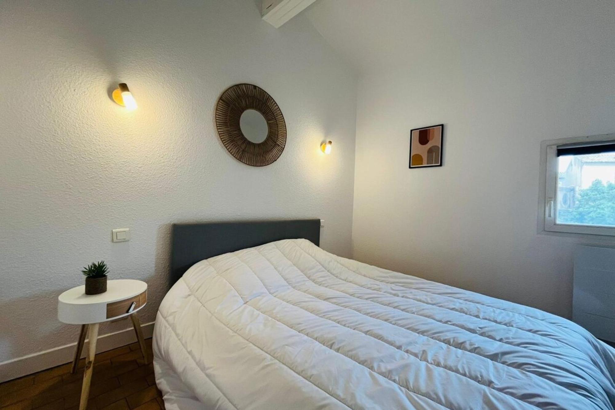 L'Horreum Appartement Proche Des Halles Wifi Narbona Esterno foto